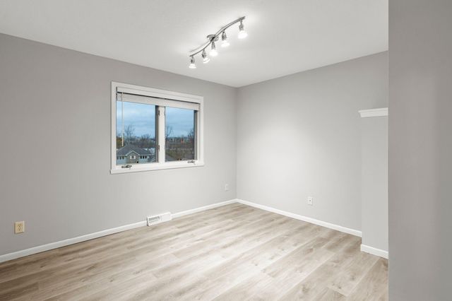 508 Chapel Court, Eagan, MN 55121