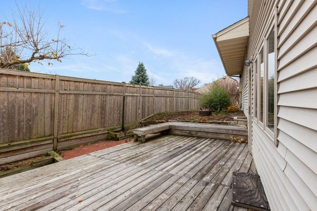 508 Chapel Court, Eagan, MN 55121