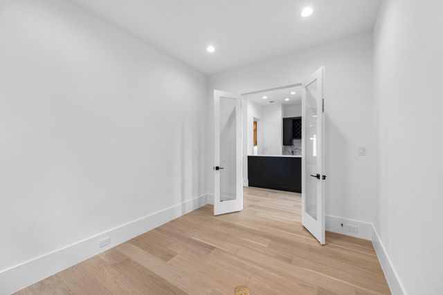 6606 Clawson Street, Houston, TX 77055