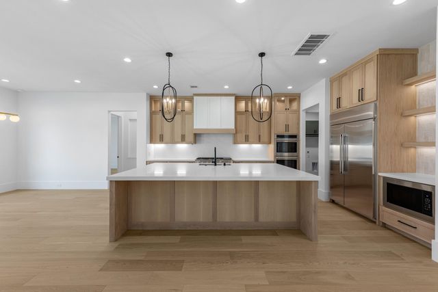 6606 Clawson Street, Houston, TX 77055