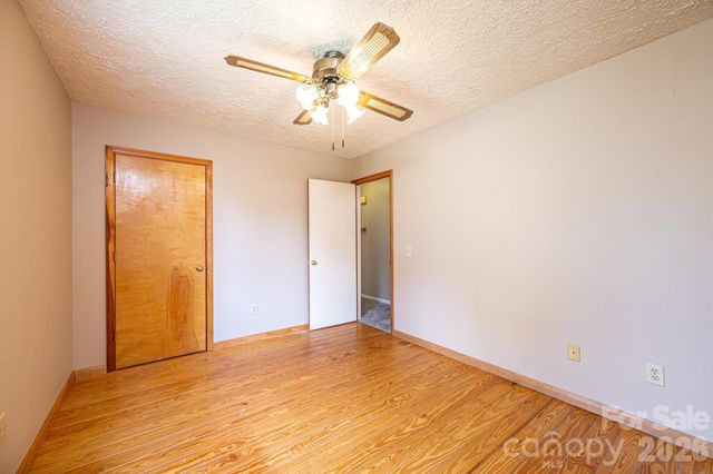 1697 Denver Court, Lenoir, NC 28645