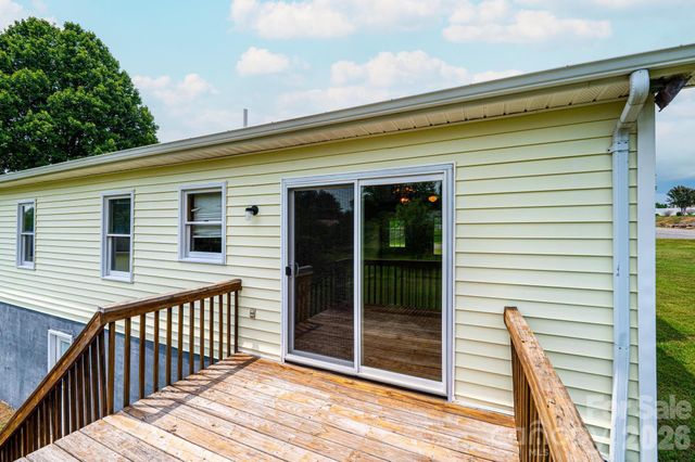 1697 Denver Court, Lenoir, NC 28645