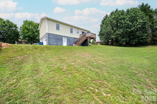1697 Denver Court, Lenoir, NC 28645