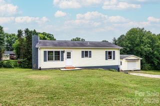 1697 Denver Court, Lenoir, NC 28645