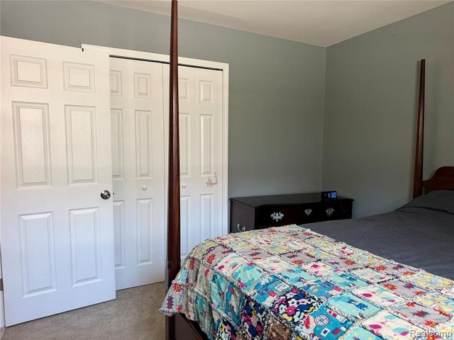 7903 Dudley Street, Taylor, MI 48180