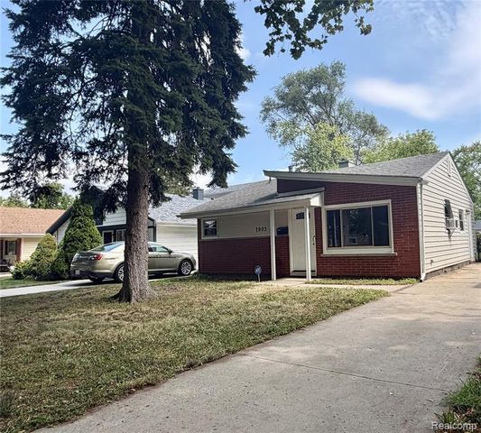 7903 Dudley Street, Taylor, MI 48180