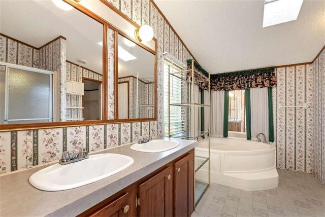 6392 Athens Highway, Jefferson, GA 30549