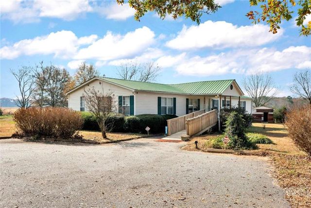 6392 Athens Highway, Jefferson, GA 30549