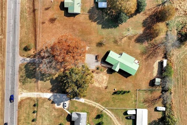 6392 Athens Highway, Jefferson, GA 30549