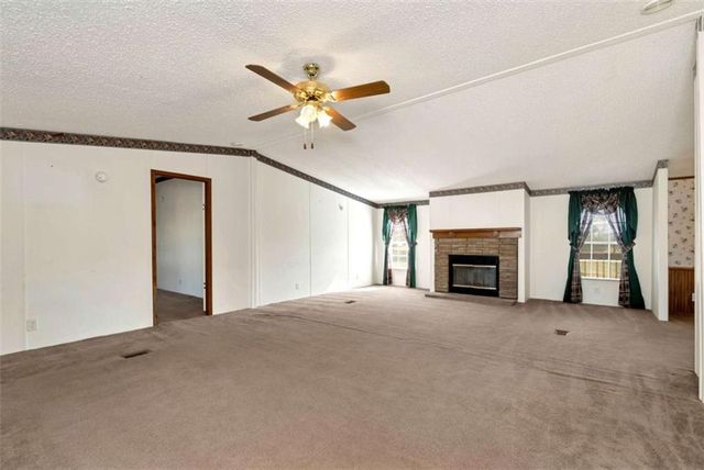 6392 Athens Highway, Jefferson, GA 30549