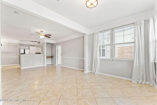 8550 TOUCHTON Road 127, Jacksonville, FL 32216