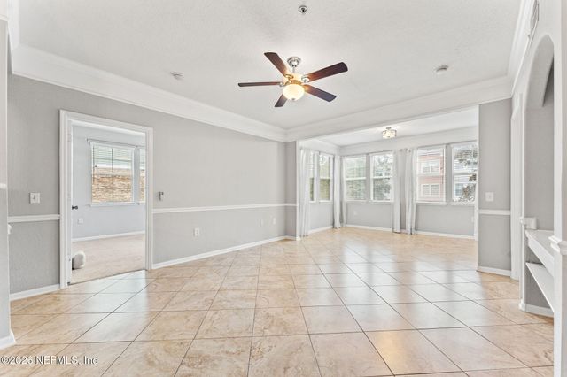 8550 TOUCHTON Road 127, Jacksonville, FL 32216