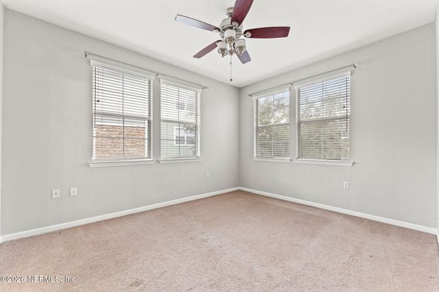 8550 TOUCHTON Road 127, Jacksonville, FL 32216