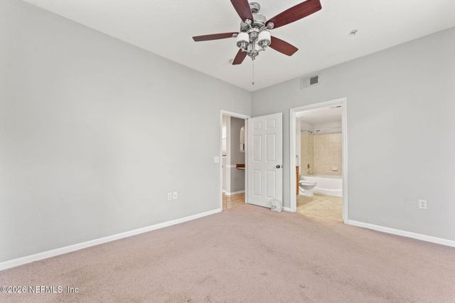 8550 TOUCHTON Road 127, Jacksonville, FL 32216