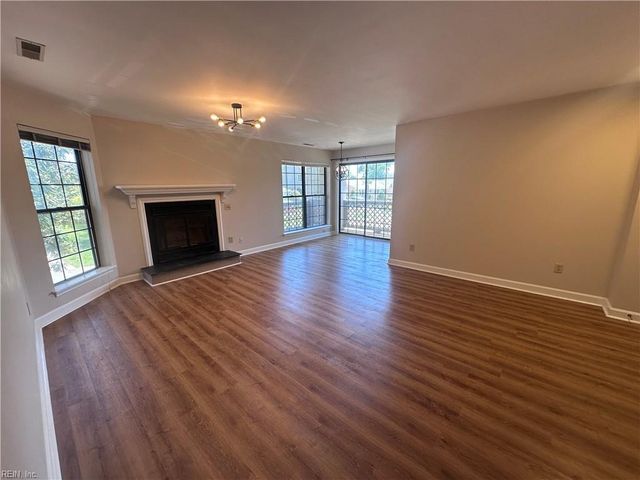 421 Harbour Pt Apt 204, Virginia Beach, VA 23451