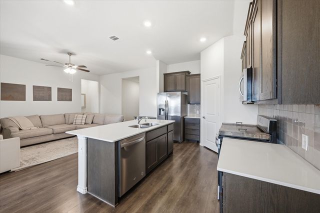 1701 Katelynn Lane, Anna, TX 75409