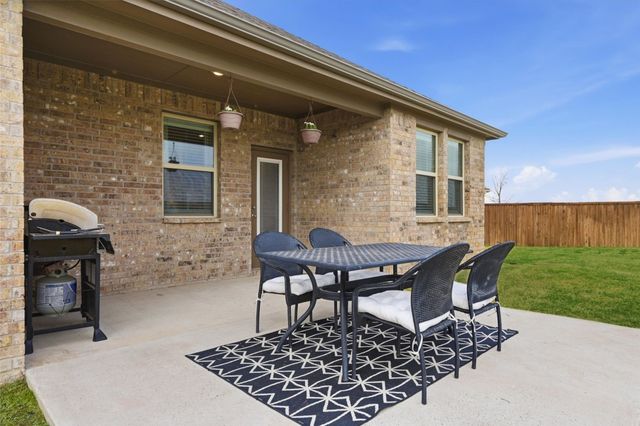 1701 Katelynn Lane, Anna, TX 75409