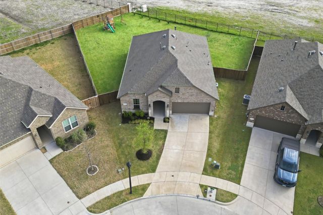 1701 Katelynn Lane, Anna, TX 75409