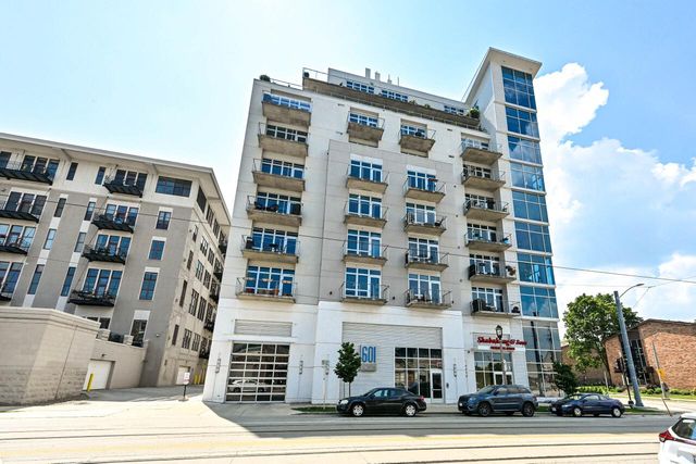601 E Ogden AVENUE #408, Milwaukee, WI 53202