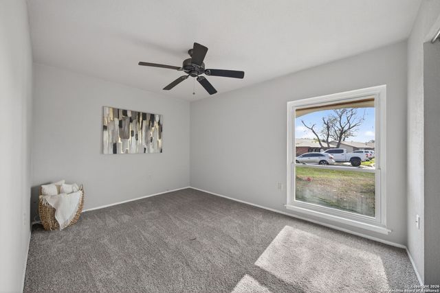 7622 Gnarled Oak Tr, Live Oak, TX 78233