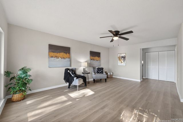 7622 Gnarled Oak Tr, Live Oak, TX 78233