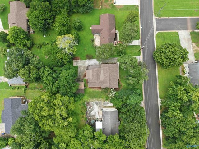 2628 Valley Brook Drive NE, Huntsville, AL 35811