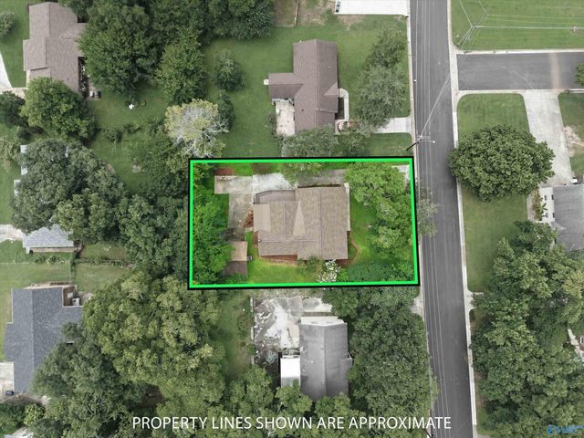 2628 Valley Brook Drive NE, Huntsville, AL 35811