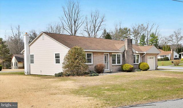 19 JUNE AVE, Schuylkill Haven, PA 17972