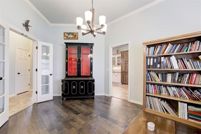 6601 Chelsey Lane, Oklahoma City, OK 73132