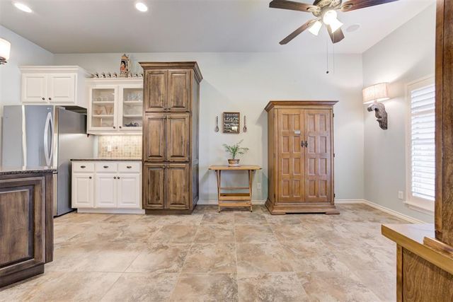 6601 Chelsey Lane, Oklahoma City, OK 73132