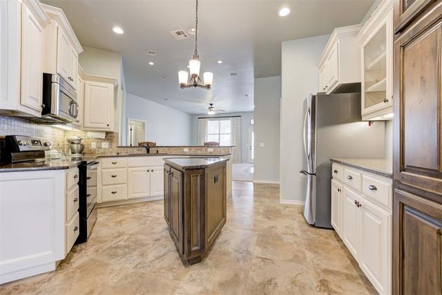 6601 Chelsey Lane, Oklahoma City, OK 73132