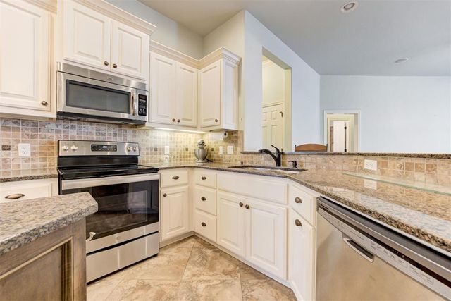 6601 Chelsey Lane, Oklahoma City, OK 73132