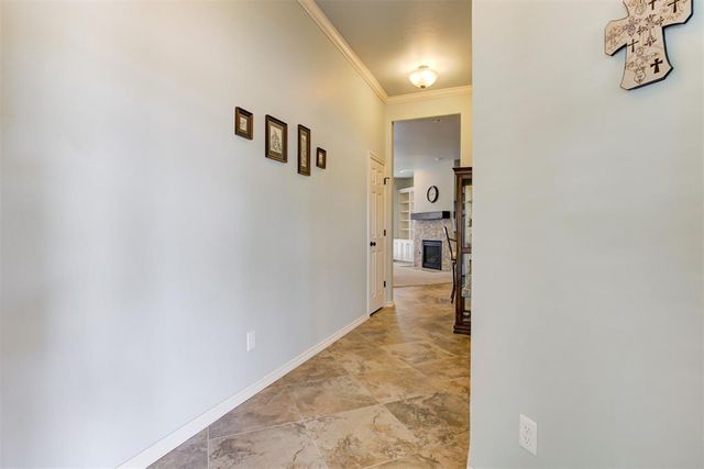6601 Chelsey Lane, Oklahoma City, OK 73132