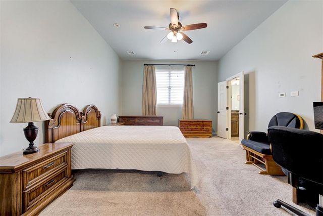 6601 Chelsey Lane, Oklahoma City, OK 73132