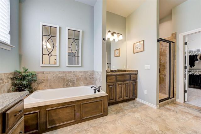 6601 Chelsey Lane, Oklahoma City, OK 73132