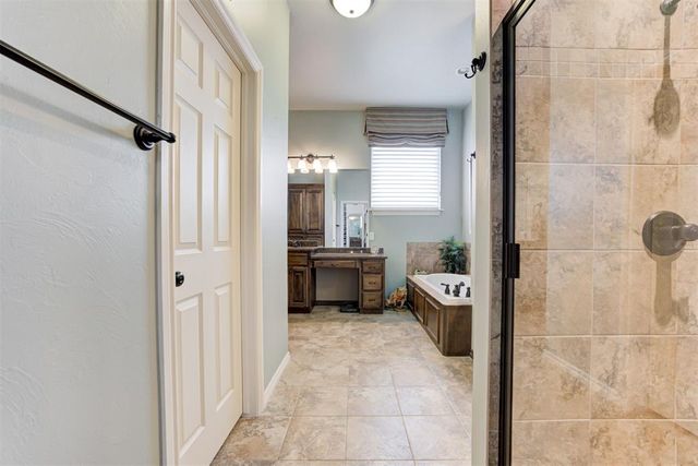 6601 Chelsey Lane, Oklahoma City, OK 73132