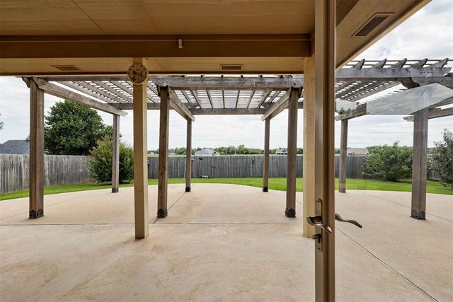 6601 Chelsey Lane, Oklahoma City, OK 73132