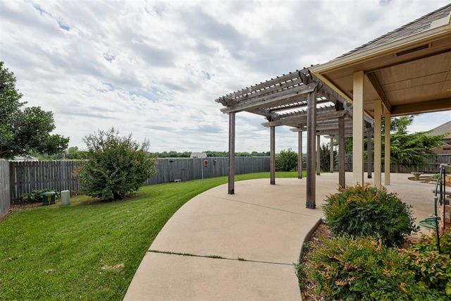 6601 Chelsey Lane, Oklahoma City, OK 73132