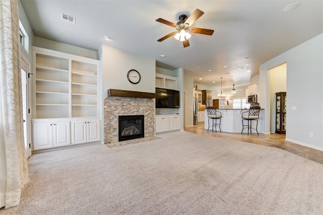 6601 Chelsey Lane, Oklahoma City, OK 73132