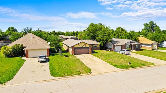 329 NW 120th Street, Oklahoma City, OK 73114
