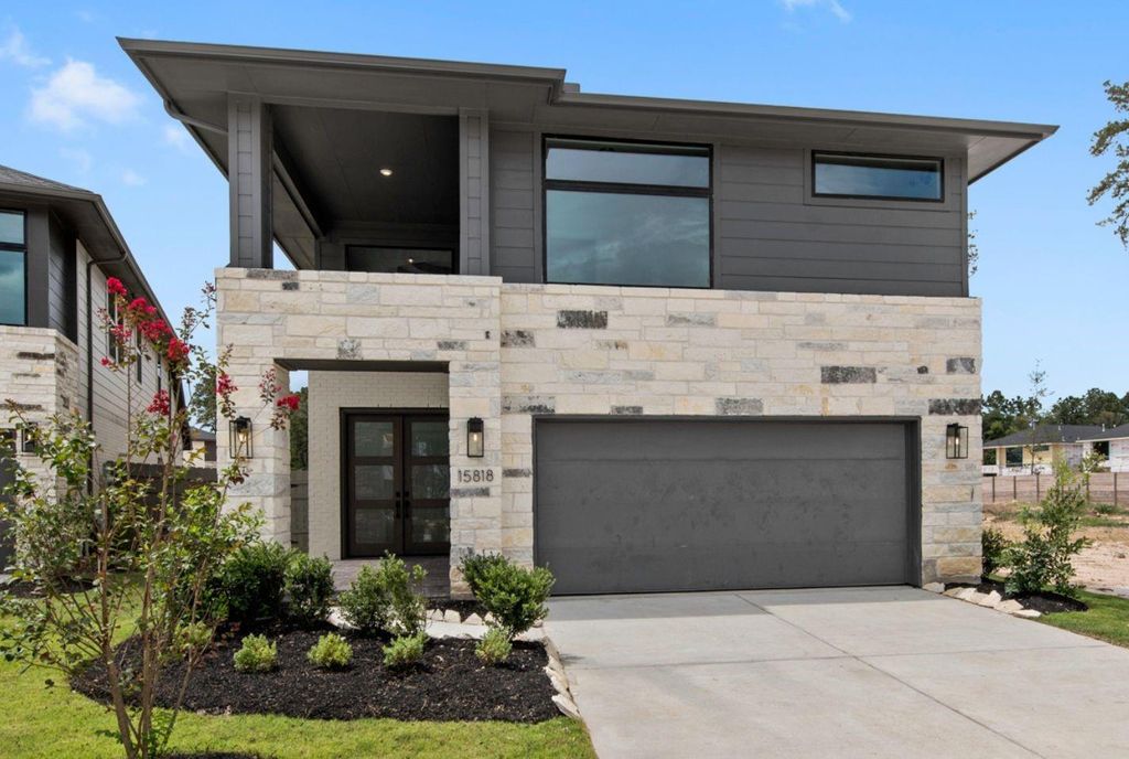 15818 Swan Lake Lane, Conroe, TX 77302