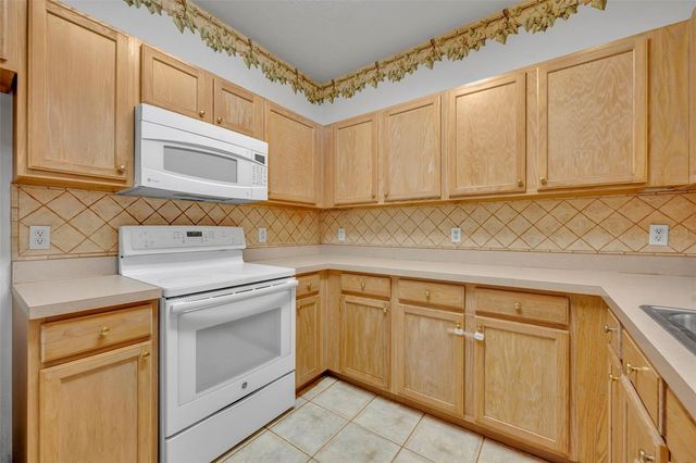 4833 CYPRESS WOODS DRIVE 4206, Orlando, FL 32811