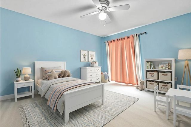 1942 Axtell Drive 3, Troy, MI 48084