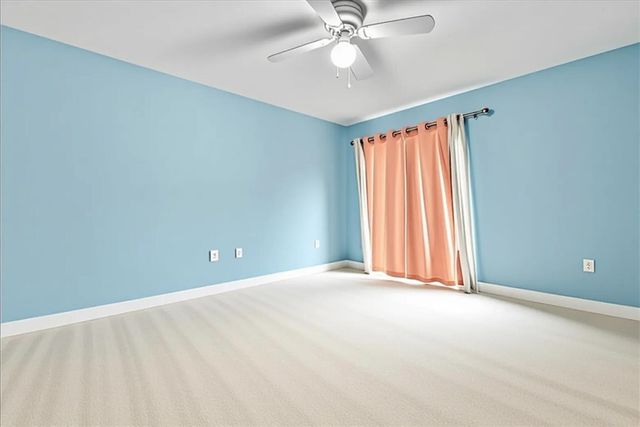 1942 Axtell Drive 3, Troy, MI 48084