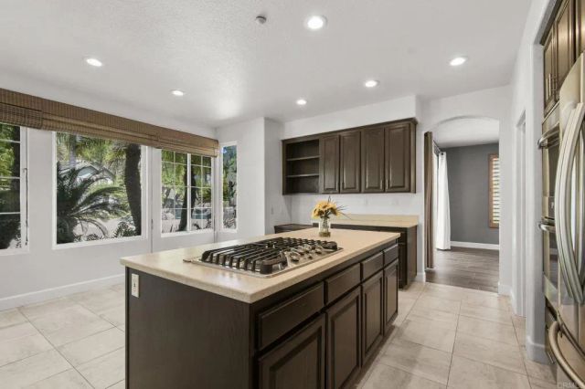 3156 Willow Creek Place, Escondido, CA 92027