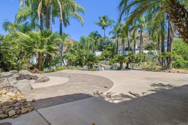 3156 Willow Creek Place, Escondido, CA 92027