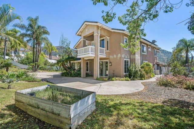 3156 Willow Creek Place, Escondido, CA 92027