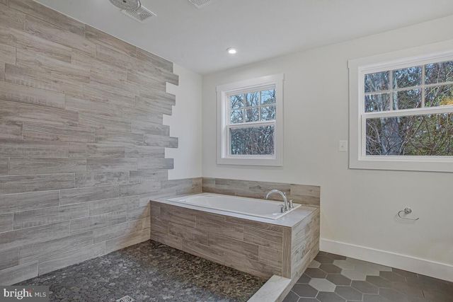 408 KOSMILL DR, Millersville, MD 21108