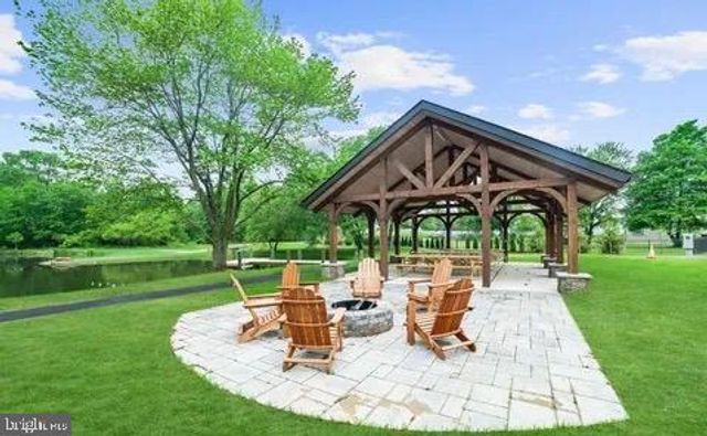 408 KOSMILL DR, Millersville, MD 21108