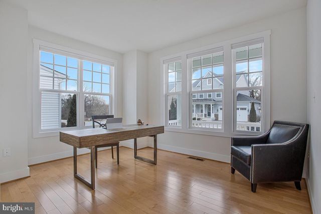 408 KOSMILL DR, Millersville, MD 21108